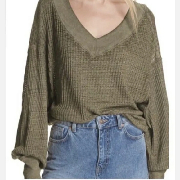 We the free free people south side thermal top double v neck slouchy oversized - Picture 2 of 8